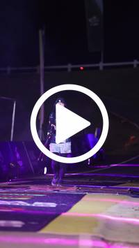 BIB:  <button type="button" onclick="openModal(26941552)" class="btn btn-primary btn-sm float-right" data-toggle="modal" data-target=".modal-high-quality">
                <i class="fa fa-download"></i> Download
                </button>